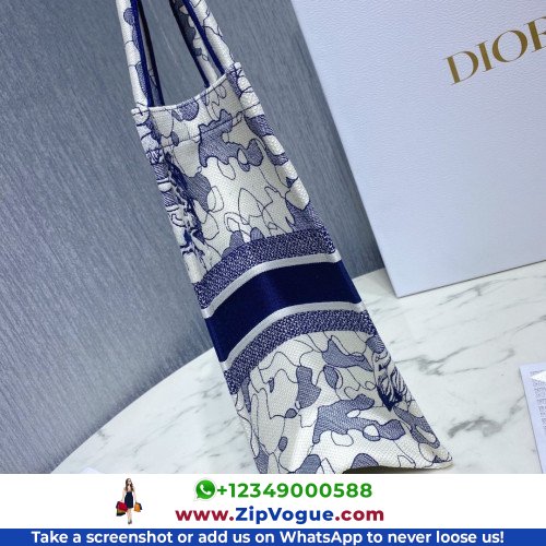 Dior Book Tote Large 42cm - Image 9
