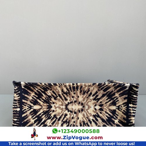 Dior Book Tote Large 42cm - Image 6