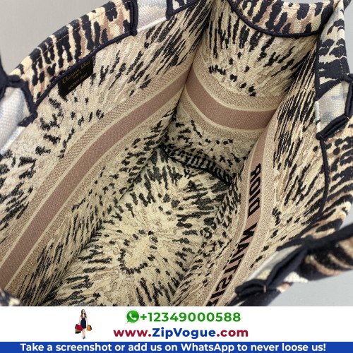 Dior Book Tote Large 42cm - Image 9