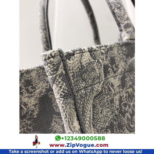 Dior Book Tote Large 42cm - Image 4