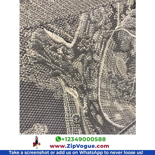 Dior Book Tote Large 42cm - Image 2