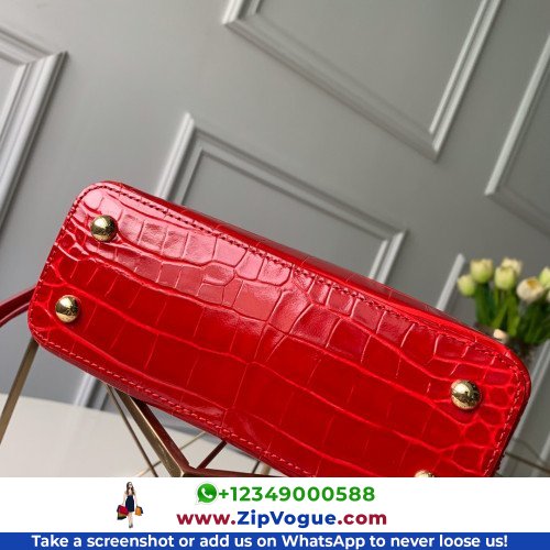 Louis Vuitton Capucines - Image 4