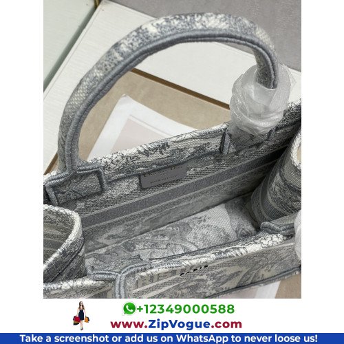 Dior Book Tote Small 26.5cm - Image 6