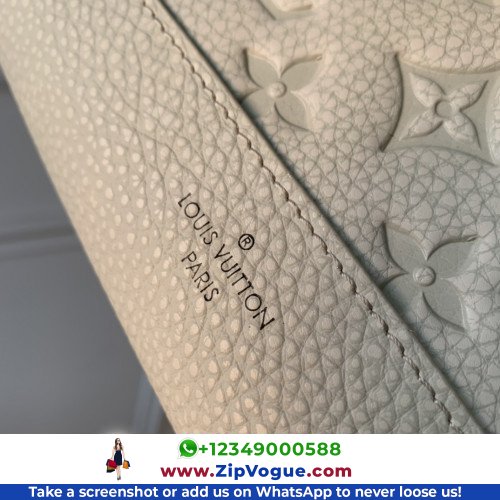 Louis Vuitton Wallet - Image 4